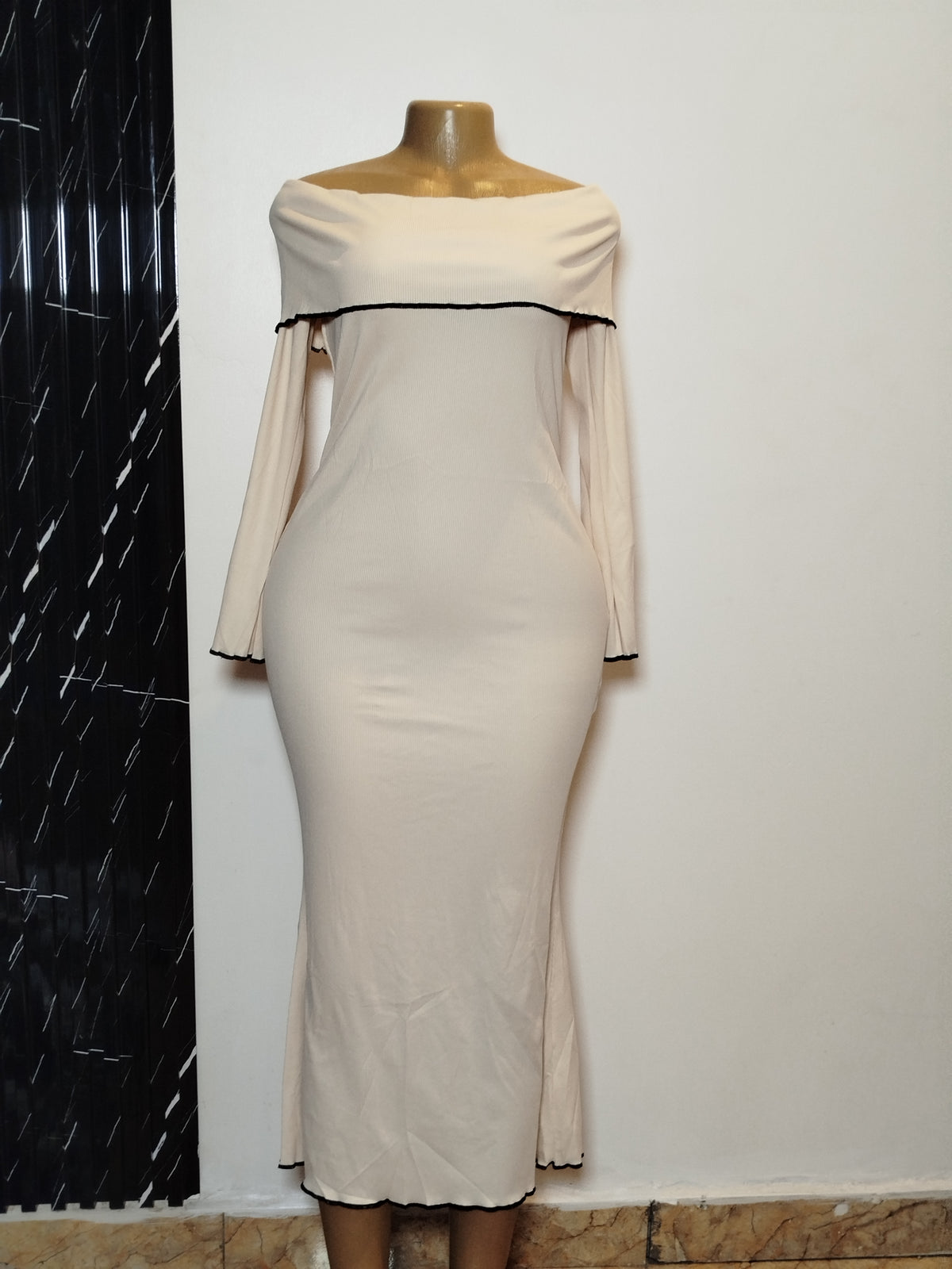 Body on Dress
